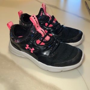 Girls' Grade School UA Infinity 2.0 Printed Running Shoes
